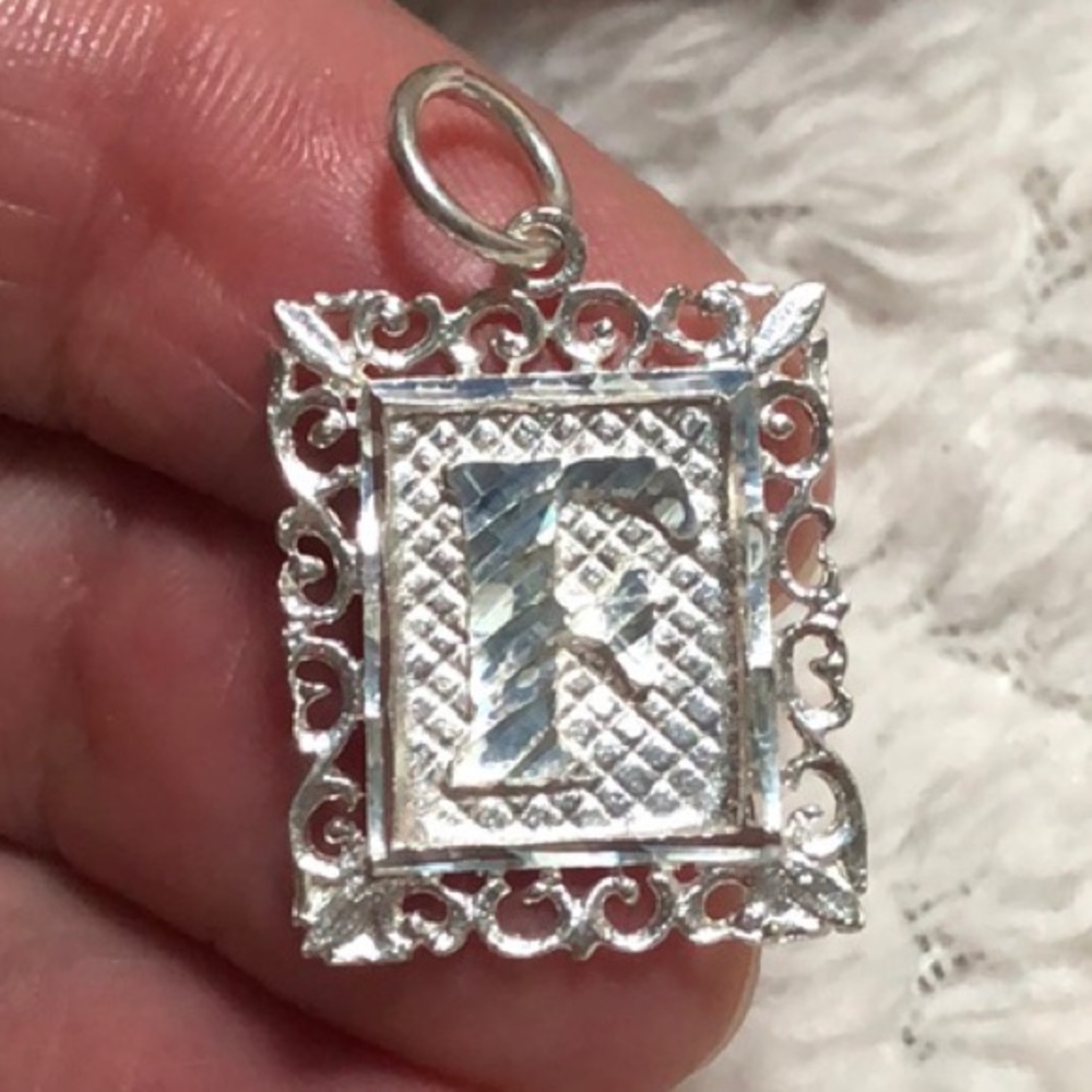 🌟 Sterling Silver F initial Pendant